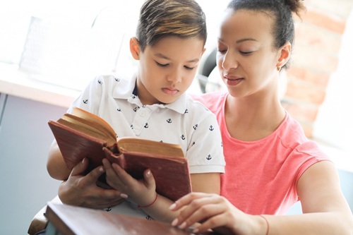 Ensino da Bíblia para Crianças e Jovens