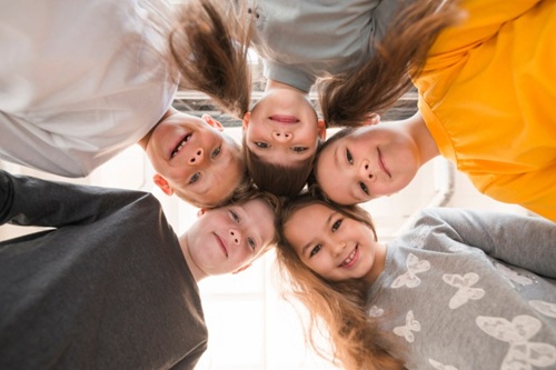 Acolhimento de Crianças e Adolescentes em Abrigos