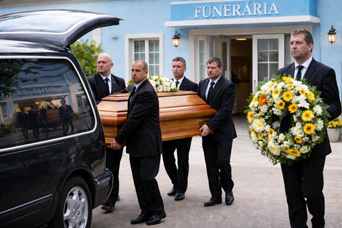 Logística e Transporte Funerário